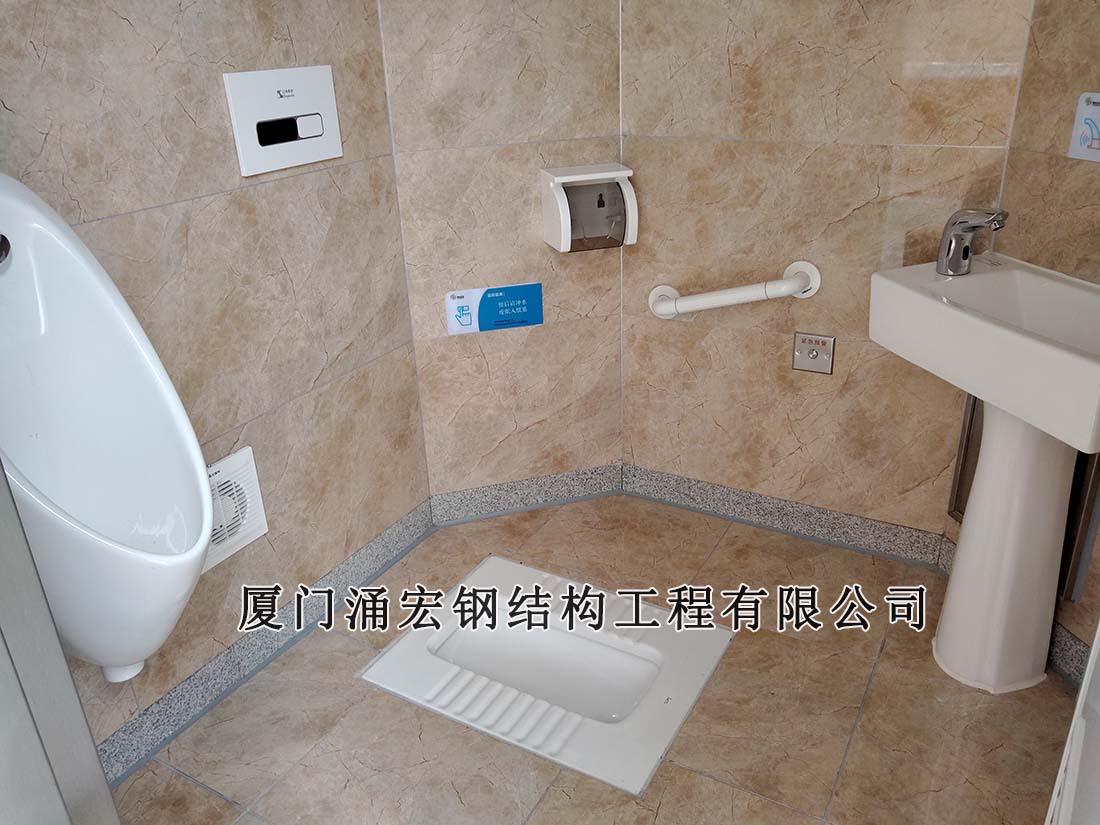 新農(nóng)村公廁室內(nèi)圖片