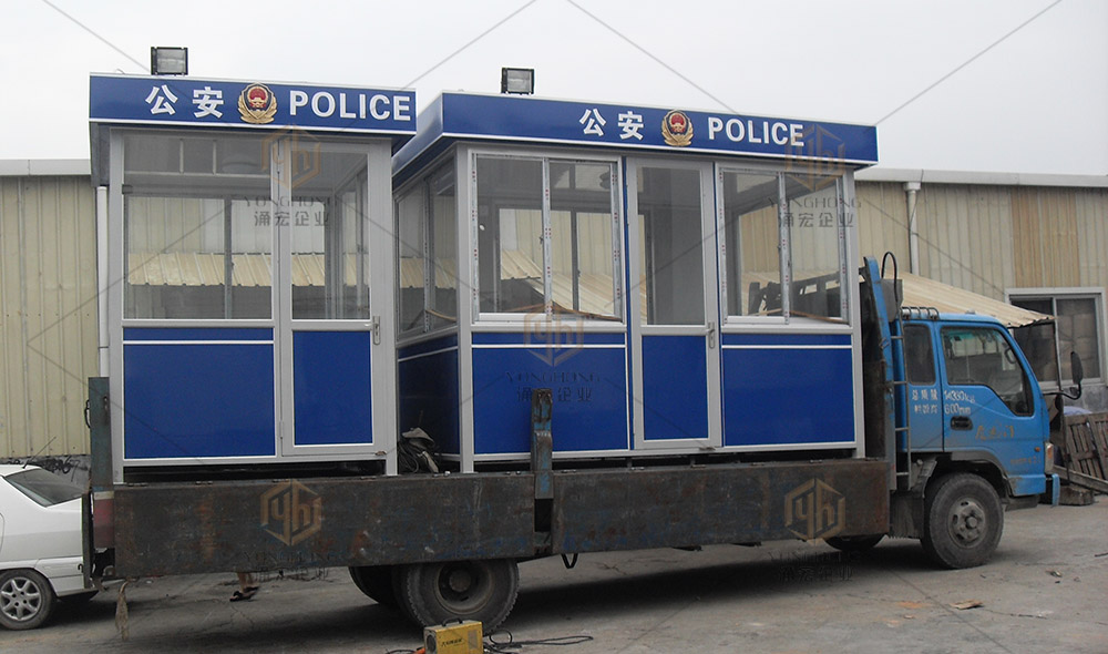 公安崗?fù)ぱb車